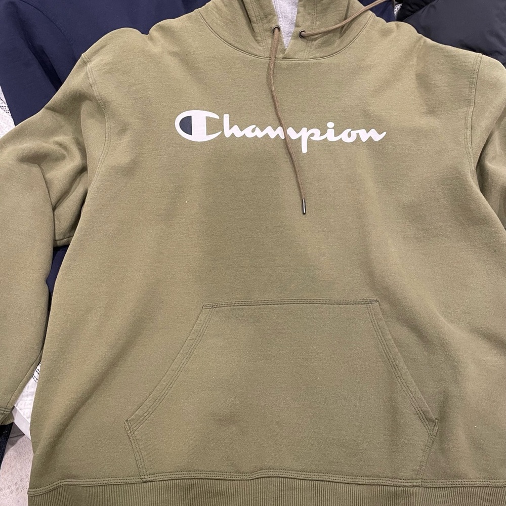 Champion Men's Green Hoodie
